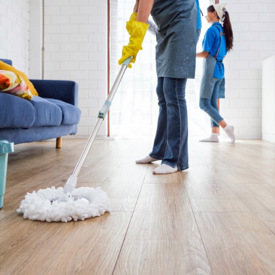 floor cleaning in Scarsdale NY home
